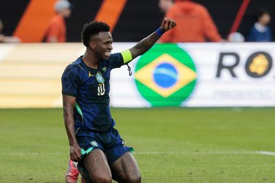 Phòng thay đồ Arsenal tin Vinicius sẽ cập bến