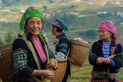 Chi tiết mức chi thăm hỏi, tặng quà tổ chức, cá nhân người dân tộc thiểu số
