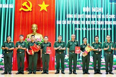 Sắp xếp, kiện toàn tổ chức lực lượng quân sự địa phương: Thành lập 2 Trung đoàn Bộ binh và Tiểu đoàn Hỗn hợp bảo vệ biển đảo