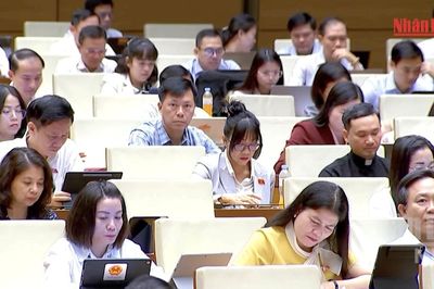 [Video] Bảo vệ quyền lợi lao động Việt Nam đi làm việc ở nước ngoài