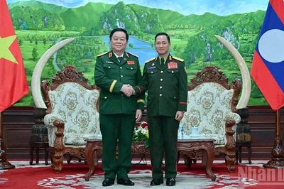 Việt Nam-Lào tăng cường hợp tác công tác đảng, công tác chính trị trong Quân đội