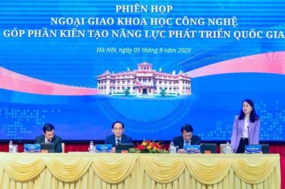Để ngoại giao khoa học công nghệ phát huy vai trò mở đường trong làm chủ công nghệ chiến lược