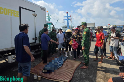 Sau 2 ngày tìm kiếm, đã tìm thấy thi thể 2 ngư dân bị nạn trên vùng biển An Giang