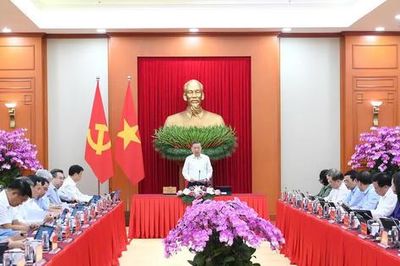 Xây dựng Điều lệ Đảng khoa học, dễ thực hiện và có sức sống lâu dài