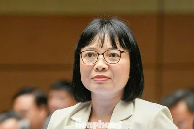 Cho 328 thí sinh chuyên Tuyên Quang thi lại: 'Quyết định khó khăn nhưng cần thiết'