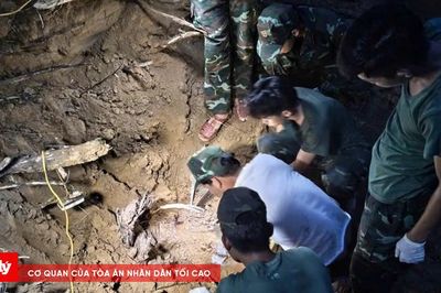 Đà Nẵng: Phát hiện nhiều di vật và đoạn xương nghi của liệt sĩ trong hầm trú ẩn