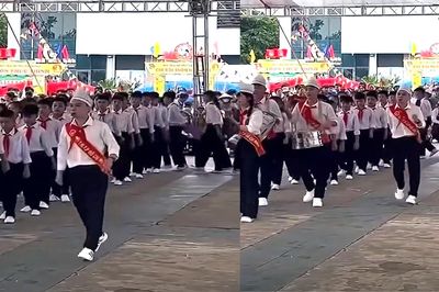 Học sinh vừa diễu hành vừa nhún nhảy, uốn éo: Đó không phải là nghi thức Đội