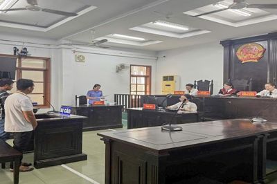 Xét xử vụ tháo thiết bị giám sát hành trình tàu cá gửi sang tàu khác