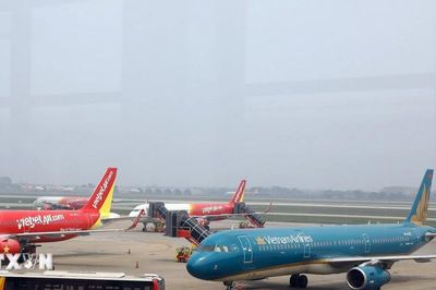 Tiếp nhận 47 công dân Việt Nam bị trục xuất về nước