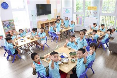 Kiểm soát chặt chẽ, minh bạch bữa ăn bán trú trước thềm năm học mới