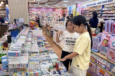 TP Hồ Chí Minh lấy ý kiến 7 nhóm khoản thu trường công