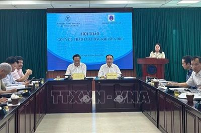 Tạo hành lang pháp lý minh bạch, thu hút đầu tư dầu khí bảo đảm an ninh năng lượng quốc gia