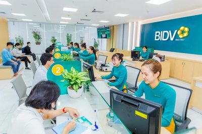Đến Big 4 cũng 'chạy đua', lãi suất khi nào hạ nhiệt?