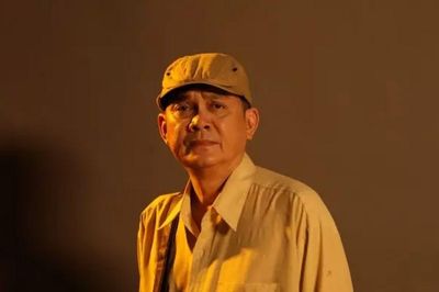 NSƯT Hữu Châu công khai 'xin vai'