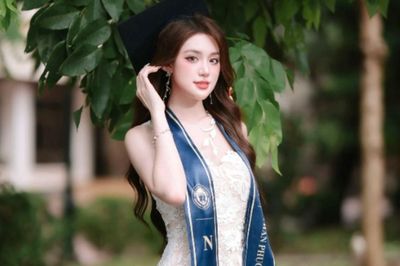 Những con phố đẹp nhất ở quê nhà Hoa hậu Phương Oanh khi mùa thu vừa gõ cửa