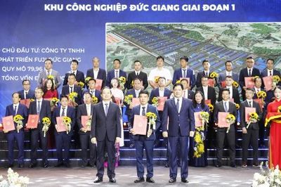 Bắc Ninh trao quyết định đầu tư cho các dự án tổng vốn gần 7 tỷ USD