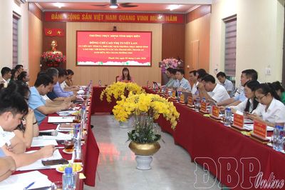Đồng chí Cao Thị Tuyết Lan làm việc với 5 xã: Mường Nhà, Sam Mứn, Núa Ngam, Thanh An, Thanh Yên