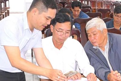 Phường Hội Phú tập huấn sử dụng Hệ thống Văn phòng điện tử iDesk