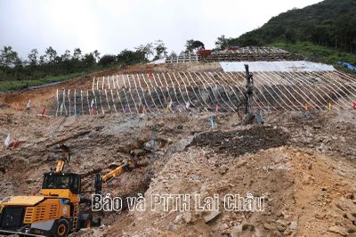 Chính thức khai hầm Hoàng Liên