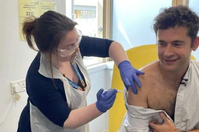 Thử nghiệm vaccine Ebola và thuốc điều trị ghi nhận tín hiệu khả quan