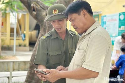 Nghe dân nói và nói với dân
