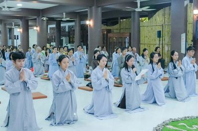Định hướng mô hình cư sĩ hộ trì Chánh pháp thời hội nhập