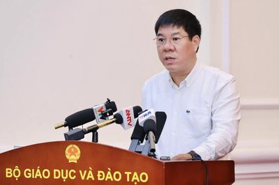 Vì sao Bộ Giáo dục và Đào tạo cho thí sinh Tuyên Quang thi lại?