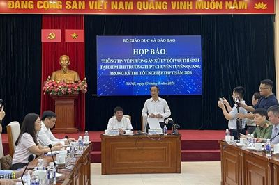 Hủy kết quả thi tại điểm thi chuyên Tuyên Quang, tổ chức thi lại ngày 14 - 15/8