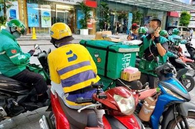Chạy Grab, Be, Xanh SM cùng lúc, doanh thu tính thuế có phải cộng gộp hay không?