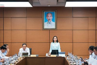 AI được phép hỗ trợ hoạt động xuất bản nhưng không phải là chủ thể chịu trách nhiệm pháp lý thay con người