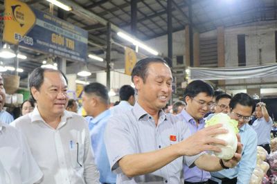 100% thực phẩm vào chợ đầu mối thành phố Hồ Chí Minh phải được kiểm soát