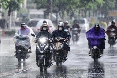 Dự báo mưa kéo dài hết đêm 6/8