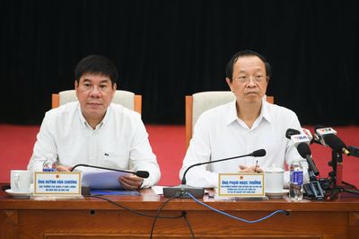 Bộ GD&ĐT công bố hướng xử lý thí sinh vụ hơn 140 điểm 10 Toán ở Tuyên Quang