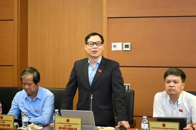 Quy định mới chặn 'dòng tiền bẩn' chảy qua các kênh phi truyền thống