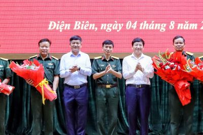 Giải thể, tổ chức lại Ban chỉ huy phòng thủ khu vực, thành lập Trung đoàn Bộ binh