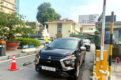Thu phí không dừng giúp giảm ùn tắc tại bãi đỗ xe