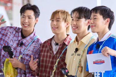 Nhóm nhạc 'tân binh' chật vật tìm khán giả xem show, 'cầu cứu' hai Hoa hậu trợ giúp nhưng vẫn thất bại