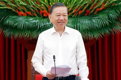 Xây dựng Điều lệ Đảng khoa học, dễ thực hiện và có sức sống lâu dài