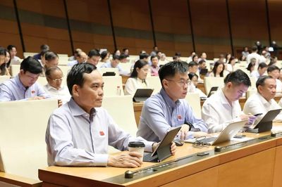 Chính phủ trình Quốc hội về việc thành lập thành phố Quảng Ninh và thành phố Bắc Ninh