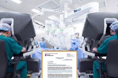 Hai chuyên gia điều khiển 'siêu robot' gần 200 tỷ mổ ung thư phức tạp