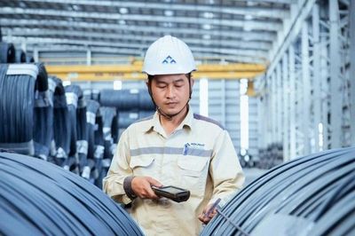 [VIDEO] Hòa Phát nợ vay kỷ lục gần 100.000 tỷ đồng nhưng lợi nhuận vẫn bùng nổ
