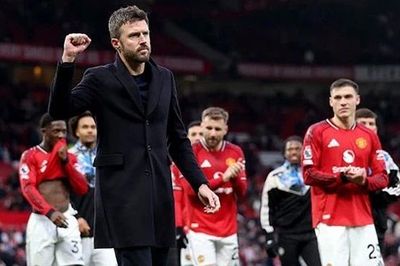 Lộ diện loạt mục tiêu mua sắm của Man United