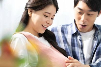 5 cách trò chuyện với thai nhi mang lại lợi ích bất ngờ