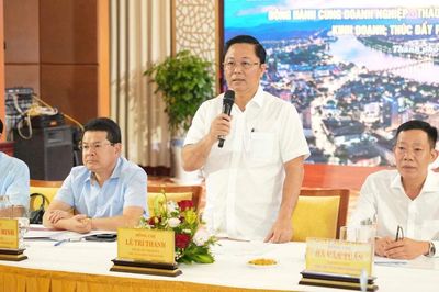 TP Huế cam kết tháo gỡ nút thắt, thúc đẩy cộng đồng doanh nghiệp phát triển