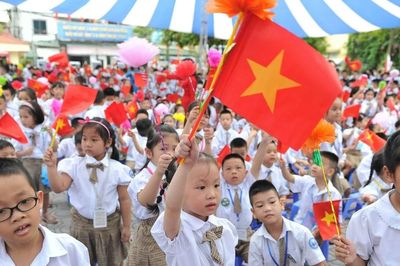 Xử lý nghiêm người đứng đầu cơ sở giáo dục nếu để xảy ra lạm thu, ép học thêm
