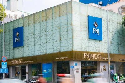 PNJ gây chú ý giữa tâm bão kim cương