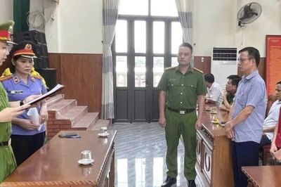 Khai trừ Đảng cựu Chủ tịch xã ở Ninh Bình