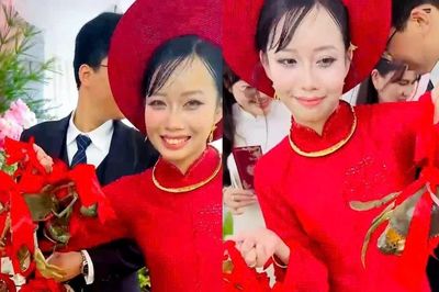 Độc lạ Cà Mau: Cô dâu mang cua trả duyên cho dàn bê tráp ngày cưới
