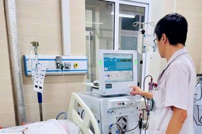 Cấp cứu vì ăn chuối, uống nước dừa thường xuyên