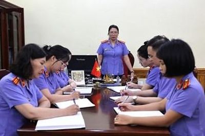 VKSND khu vực 5, tỉnh Hưng Yên thông báo truy tố bị can bỏ trốn